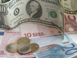Доллар прибавил  6 копеек, евро столько же потерял