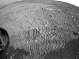 Марсоход Curiosity впервые передал запись человеческой речи с Земли на другую планету и обратно Марсоход Curiosity впервые передал запись человеческой речи с Земли на другую планету и обратно