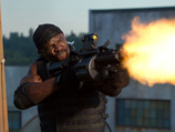 Блокбастер "Неудержимые 2" (The Expendables 2), сиквел одноименного боевика, снятого в 2010 году Сильвестром Сталлоне, вторую неделю лидирует в отечественном кинопрокате