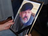 В Москве охранник избил вдову поэта Анатолия Ветрова за повешенную на дверь сумку В Москве охранник избил вдову поэта Анатолия Ветрова за повешенную на дверь сумку