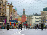 Праздничные мероприятия стартуют на Красной площади в полдень, а основные пройдут на Бульварном кольце