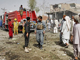 Восемь мирных жителей и четверо афганских полицейских погибли сегодня в результате теракта, совершенного талибами у военной базы сил НАТО в Саидобаде в центральной провинции Вардак