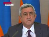 Президент Армении Серж Саргсян в этой связи обвинил власти Венгрии в сговоре с Будапештом