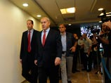 Беньямин Нетаньяху прибывает на заседание правительства Израиля, 2 сентября 2012 года