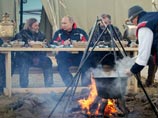 Путин полетал со стерхами: возглавил пять птиц и признался, что в воздухе "адреналин гуляет" (ФОТО, ВИДЕО) Путин полетал со стерхами: возглавил пять птиц и признался, что в воздухе "адреналин гуляет" (ФОТО, ВИДЕО)
