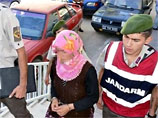Забеременевшая после изнасилований турчанка положила голову обидчика на городской площади в назидание мужчинам