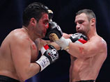 Чемпион мира в супертяжелом весе по версии WBC Виталий Кличко одержал победу над претендентом на титул Мануэлем Чарром Чемпион мира в супертяжелом весе по версии WBC Виталий Кличко одержал победу над претендентом на титул Мануэлем Чарром