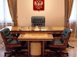 Чиновники разных мастей жалуются на работу: плохая столовая, коллеги-"дебилы" и тетки, торгующие икрой Чиновники разных мастей жалуются на работу: плохая столовая, коллеги-"дебилы" и тетки, торгующие икрой