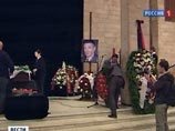 Актера Александра Белявского проводили в последний путь аплодисментами Актера Александра Белявского проводили в последний путь аплодисментами