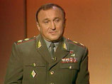 Экс-министр обороны Павел Грачев, некогда обещавший усмирить Чечню и Дудаева за два часа, попал в реанимацию
