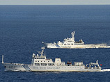 Китайские патрульные корабли совершили в пятницу самый массированный в истории демонстративный заход в зону, которую Япония считает своими территориальными водами у спорных островов Сенкаку (Дяоюйдао)
