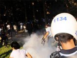 Турецкая полиция разогнала митинг протеста против политики властей в отношении Сирии Турецкая полиция разогнала митинг протеста против политики властей в отношении Сирии