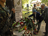 В Латвии открыли первый в Прибалтике мемориал "Защитникам от советских оккупантов" - Waffen SS
