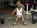 Умер самый маленький культурист на Земле, поднимавший трехкилограммовые гантели Умер самый маленький культурист на Земле, поднимавший трехкилограммовые гантели