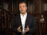 Медведев приступил к борьбе с плагиатом: министрам до декабря поручили создать контрольную систему