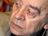 К Броневому в больницу приехала супруга, врачи не дают прогнозы на ближайшие дни К Броневому в больницу приехала супруга, врачи не дают прогнозы на ближайшие дни