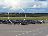 В аэропорту Хельсинки приземлился самолет со сломанным  шасси, никто не пострадал