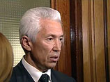 Профильная комиссия Госдумы, возглавляемая Владимиром Васильевым, не нашла оснований для проверки достоверности сведений о доходах и имуществе четырех депутатов-единороссов Профильная комиссия Госдумы, возглавляемая Владимиром Васильевым, не нашла оснований для проверки достоверности сведений о доходах и имуществе четырех депутатов-единороссов
