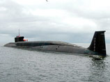 Так, глава Минобороны Анатолий Сердюков сообщил, что пока так и не может получить от судостроителей подводный атомный крейсер проекта 955 "Борей" - "Юрий Долгорукий", дата передачи которого военному ведомству уже неоднократно переносилась
