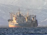 В Охотском море затонуло судно-рефрижератор, часть экипажа может быть на борту
