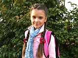 Девятилетняя Даша Попова пропала 19 сентября в подъезде собственного дома, когда возвращалась из школы. Она успела позвонить в домофон, но в квартире не появилась