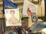Создатель "политической" водки обидел сторонников Тимошенко леденцами "Юлькины сосульки"