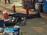 Следственный комитет возбудил уголовное дело по факту по факту гибели семейной пары при пожаре в автобусе около Курского вокзала в Москве утром в четверг. Следствие полагает, что имел место умышленный поджог Следственный комитет возбудил уголовное дело по факту по факту гибели семейной пары при пожаре в автобусе около Курского вокзала в Москве утром в четверг. Следствие полагает, что имел место умышленный поджог