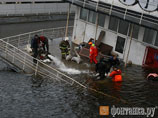 Costa Concordia в миниатюре: в Петербурге тонет дебаркадер