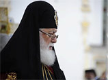 Патриарх Грузии проголосовал на выборах за тех, кто защитит "величайшие святыни - Господа, родину и человека" Патриарх Грузии проголосовал на выборах за тех, кто защитит "величайшие святыни - Господа, родину и человека"