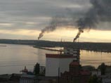 В Саратове горит нефтеперерабатывающий завод