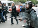 В Баку перед зданием Минобразования задержаны несколько человек за несанкционированную акцию "Свобода хиджабу!" В Баку перед зданием Минобразования задержаны несколько человек за несанкционированную акцию "Свобода хиджабу!"