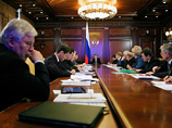 Уверенность Медведева пошатнулась: он готов отменить "сухой закон", выяснили СМИ Уверенность Медведева пошатнулась: он готов отменить "сухой закон", выяснили СМИ