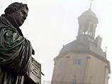 Немецкая Евангелическая церковь посоветовала властям города Виттенберга убрать Pussy Riot из номинантов на премию Лютера