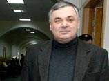 Владимир Малаховский, в марте 2007 года осужденный Басманным судом по "делу ЮКОСа" на 12 лет заключения за хищение нефти и отмывание средств, отпущен из колонии Нижегородской области на свободу
