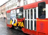 Во Львове 70-летие УПА отметили катанием в "повстанческом трамвае" (ВИДЕО)