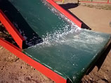 В Омске с неба вновь сыпался белый порошок, а Пермь окутало облако газа В Омске с неба вновь сыпался белый порошок, а Пермь окутало облако газа