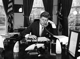 Президент США Джон Кеннеди в октябре 1962 года в разгар Карибского кризиса собирался в преддверии начала Третьей мировой войны объявить американскому народу о крупномасштабном вторжении на Кубу Президент США Джон Кеннеди в октябре 1962 года в разгар Карибского кризиса собирался в преддверии начала Третьей мировой войны объявить американскому народу о крупномасштабном вторжении на Кубу