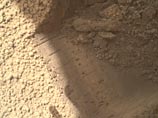 Curiosity нашел на Марсе кусок полиэтилена (ФОТО)