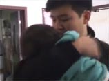 ВИДЕО: китайский верхолаз спас самоубийцу с ребенком ударом в стиле кунг-фу