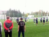 Футболистов московского "Динамо" расстреляли на базе из пейнтбольных ружей Футболистов московского "Динамо" расстреляли на базе из пейнтбольных ружей