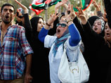 Демонстранты в ливийском городе Бенгази в ночь на понедельник взяли штурмом здание американского арабоязычного телеканала