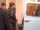 Видео воскресного столкновения полицейских с кавказцами возле саратовского СИЗО появилось на YouТube. Оно было выложено пользователем под ником Arsenarsen4ik