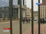 Отвечая на вопрос издания о возможных пытках в СКР, Цветков также отметил, что Развозжаев ни на что подобное не жаловался, однако вероятность насилия в отношении задержанного до поступления в распоряжение ведомства он опровергнуть не смог Отвечая на вопрос издания о возможных пытках в СКР, Цветков также отметил, что Развозжаев ни на что подобное не жаловался, однако вероятность насилия в отношении задержанного до поступления в распоряжение ведомства он опровергнуть не смог