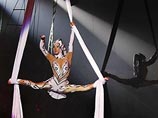 Акробатка Татьяна Тур получила тяжелые травмы во время выступления накануне вечером в столичном Центре циркового искусства в Измайловском проезде. Известная гимнастка упала на голову, выполняя сальто Акробатка Татьяна Тур получила тяжелые травмы во время выступления накануне вечером в столичном Центре циркового искусства в Измайловском проезде. Известная гимнастка упала на голову, выполняя сальто