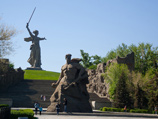 11 из них - города России: Новосибирск, Омск, Челябинск, Волгоград, Воронеж, Уфа, Самара, Санкт-Петербург, Пермь, Саратов и Нижний Новгород 11 из них - города России: Новосибирск, Омск, Челябинск, Волгоград, Воронеж, Уфа, Самара, Санкт-Петербург, Пермь, Саратов и Нижний Новгород