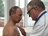 Причиной переноса саммита могли стать предполагаемые проблемы со здоровьем президента. На фото: Путин проходит медосмотр, 2011 год