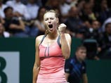 Шарапова вышла в финал итогового турнира WTA, где ее ждет встреча с Сереной Уильямс 