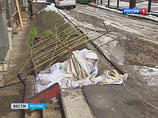Ночной снегопад в Москве: обрушившийся навес кафе ранил двоих Ночной снегопад в Москве: обрушившийся навес кафе ранил двоих