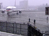 Аэропорты Москвы рапортуют о готовности к ледяному дождю