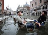 ФОТО и ВИДЕО: "итальянский Франкеншторм" затопил Венецию